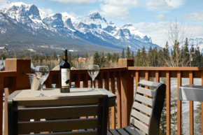 Rocky Ridge - Great Mountain Views with open Hot tub and Outdoor Heated pool